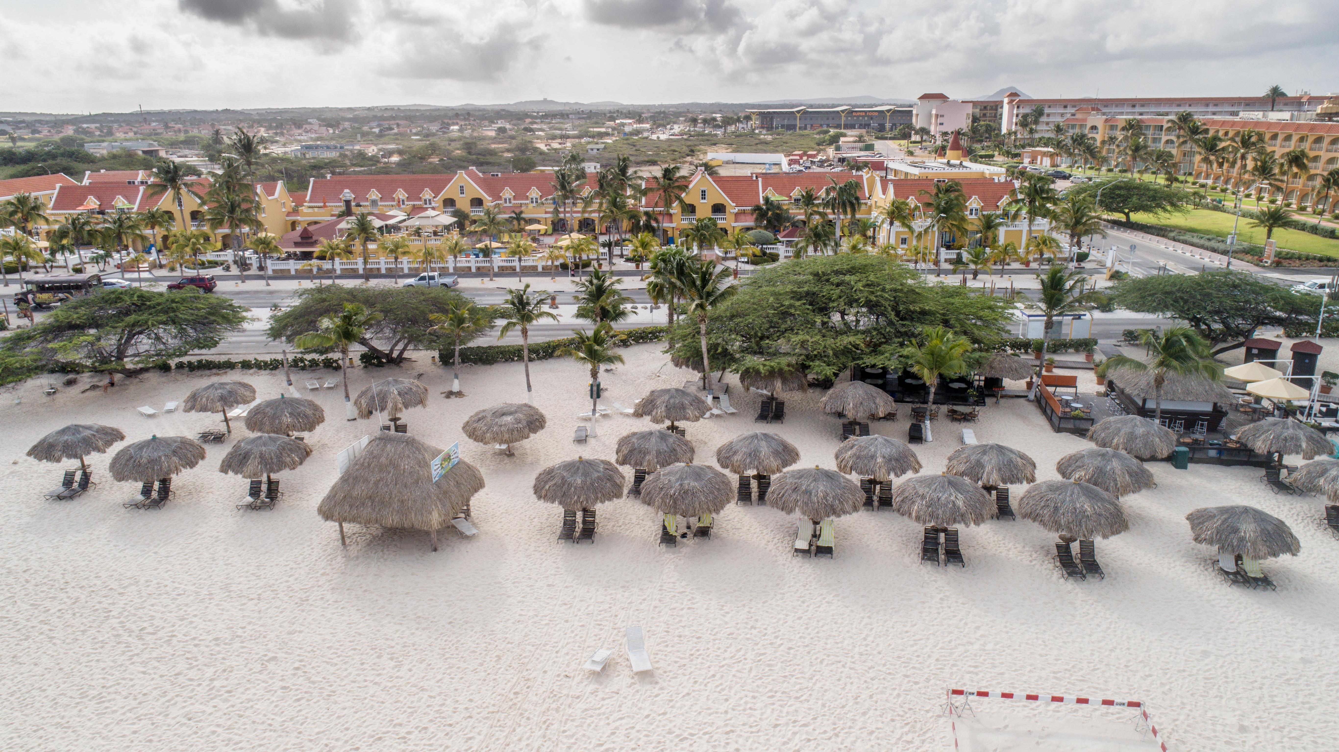 Amsterdam Manor Beach Resort Palm Beach Exterior foto