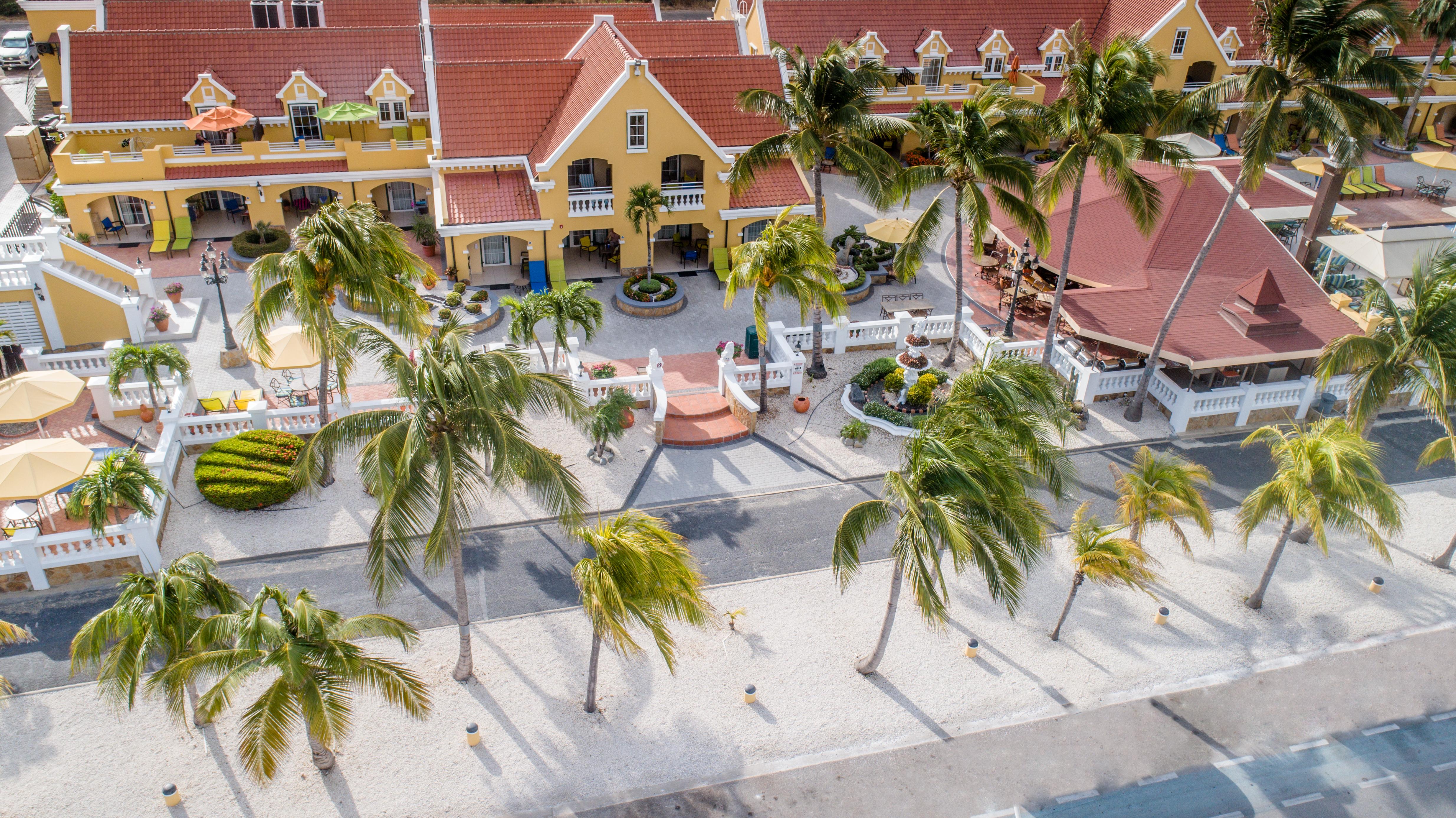 Amsterdam Manor Beach Resort Palm Beach Exterior foto