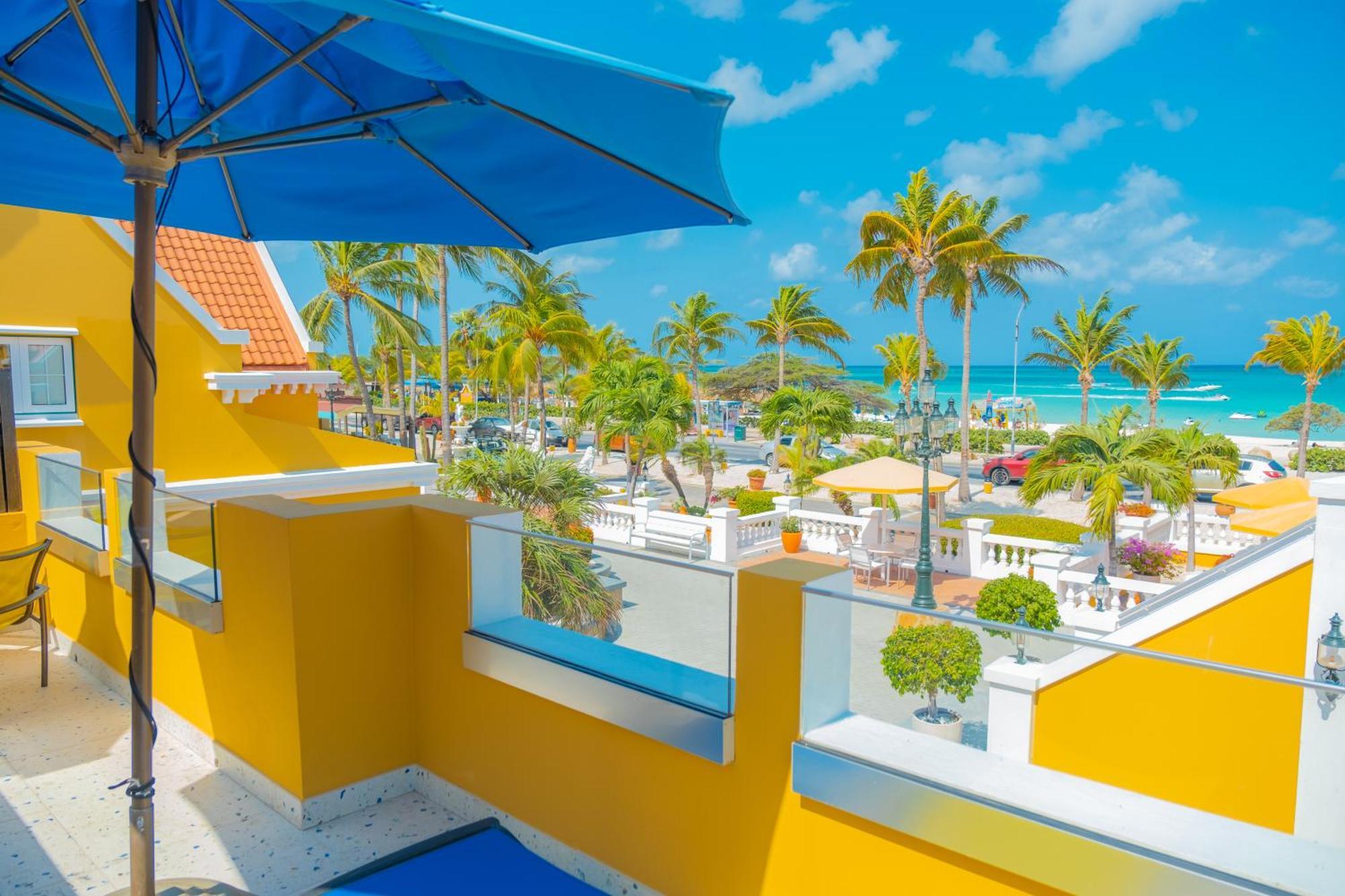 Amsterdam Manor Beach Resort Palm Beach Exterior foto