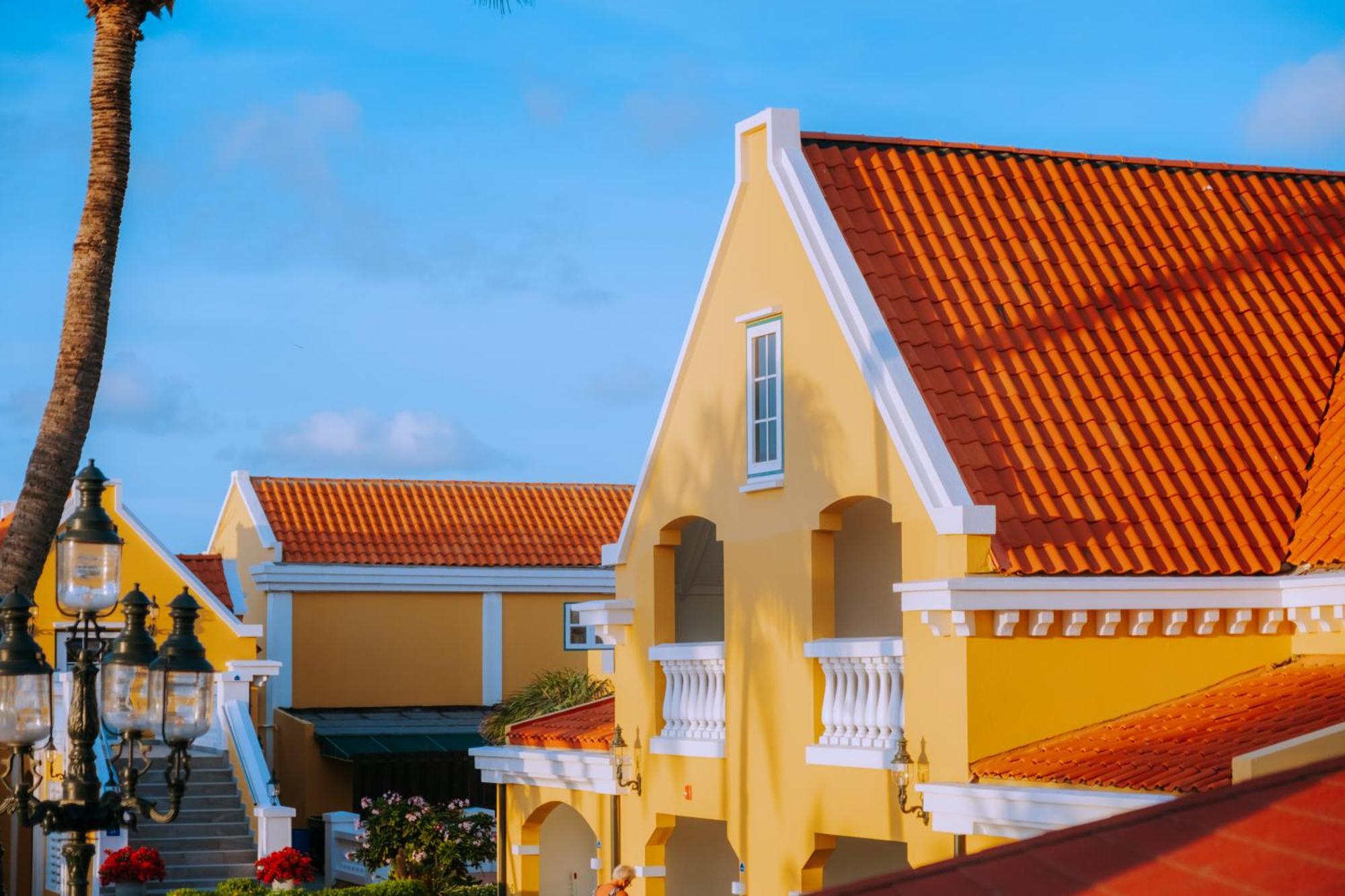 Amsterdam Manor Beach Resort Palm Beach Exterior foto